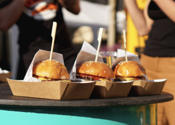 TakeAware helpt bij overstap naar duurzame verpakking