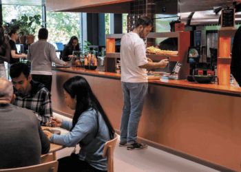 Hoe een goede kantoorlunch zorgt voor betere resultaten op werk