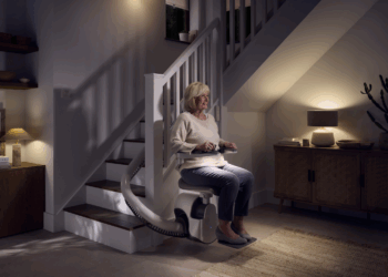 Weer veilig en vrij met een traplift