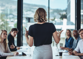 Waarom zoveel nieuwe bestuurders binnen twee jaar vertrekken en hoe je dat voorkomt
